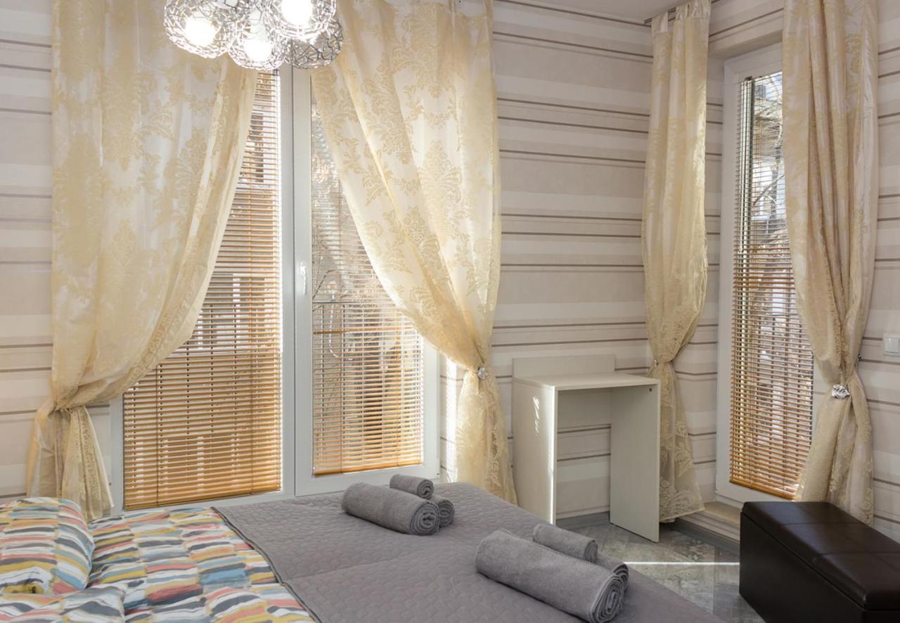 Acrylic & Pastel Apartments Varna Exterior foto