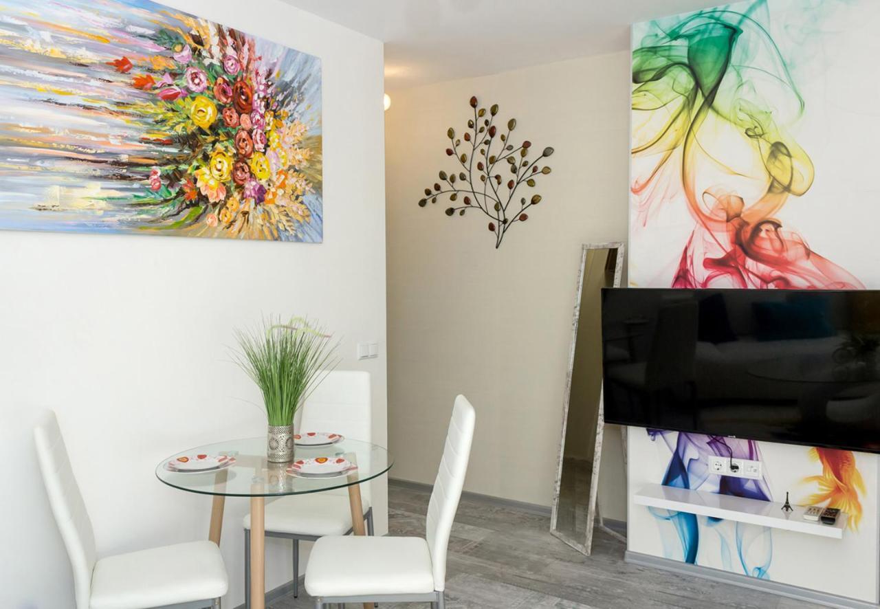 Acrylic & Pastel Apartments Varna Exterior foto